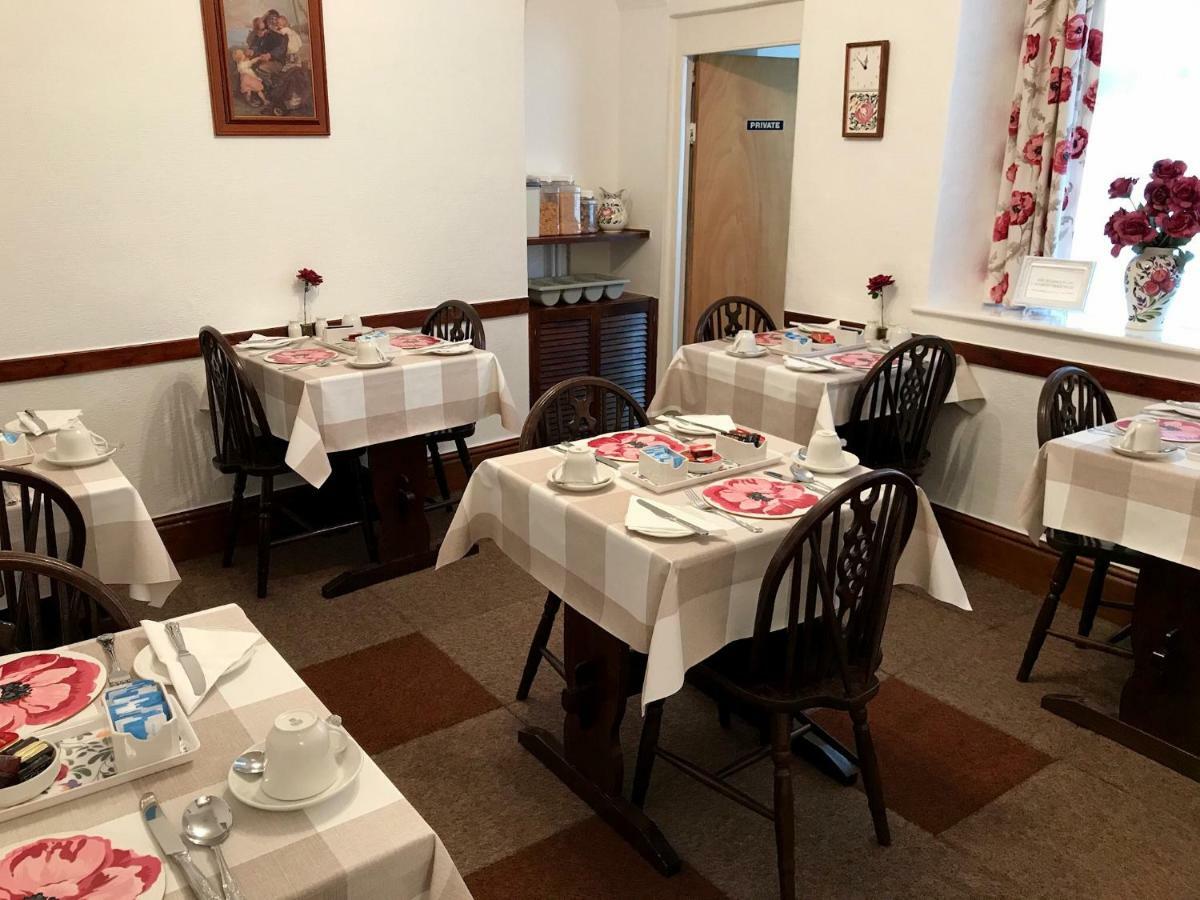 Sunnymead Guest House Αμπερίστγουιθ Εξωτερικό φωτογραφία
